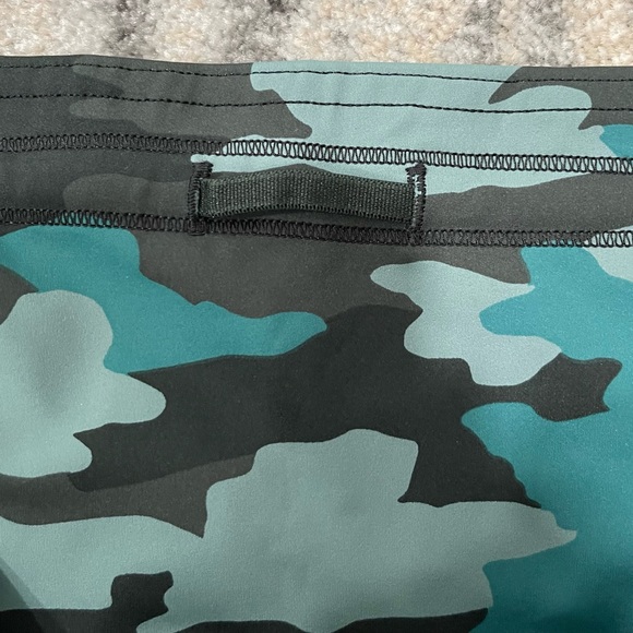 Base Pace HR Tight 25” Lululemon Leggings Women Sizing US Size 16 - Picture 4 of 7